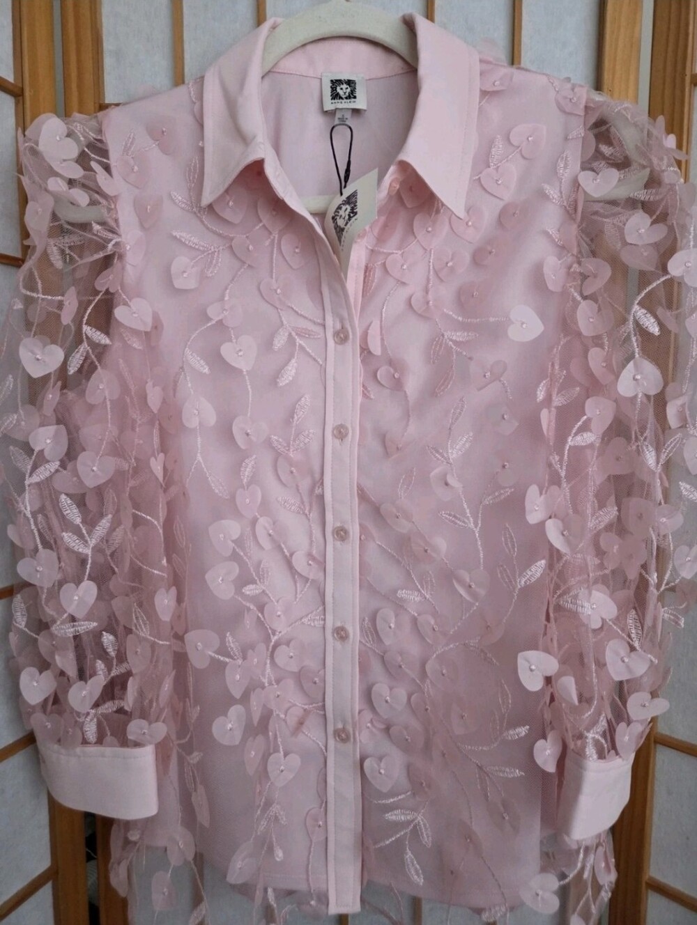 NWT WOMENS ANNE KLEIN BLUSH PINK MESH FLORAL LONG SLEEVES BUTTONS BLOUSE SMALL